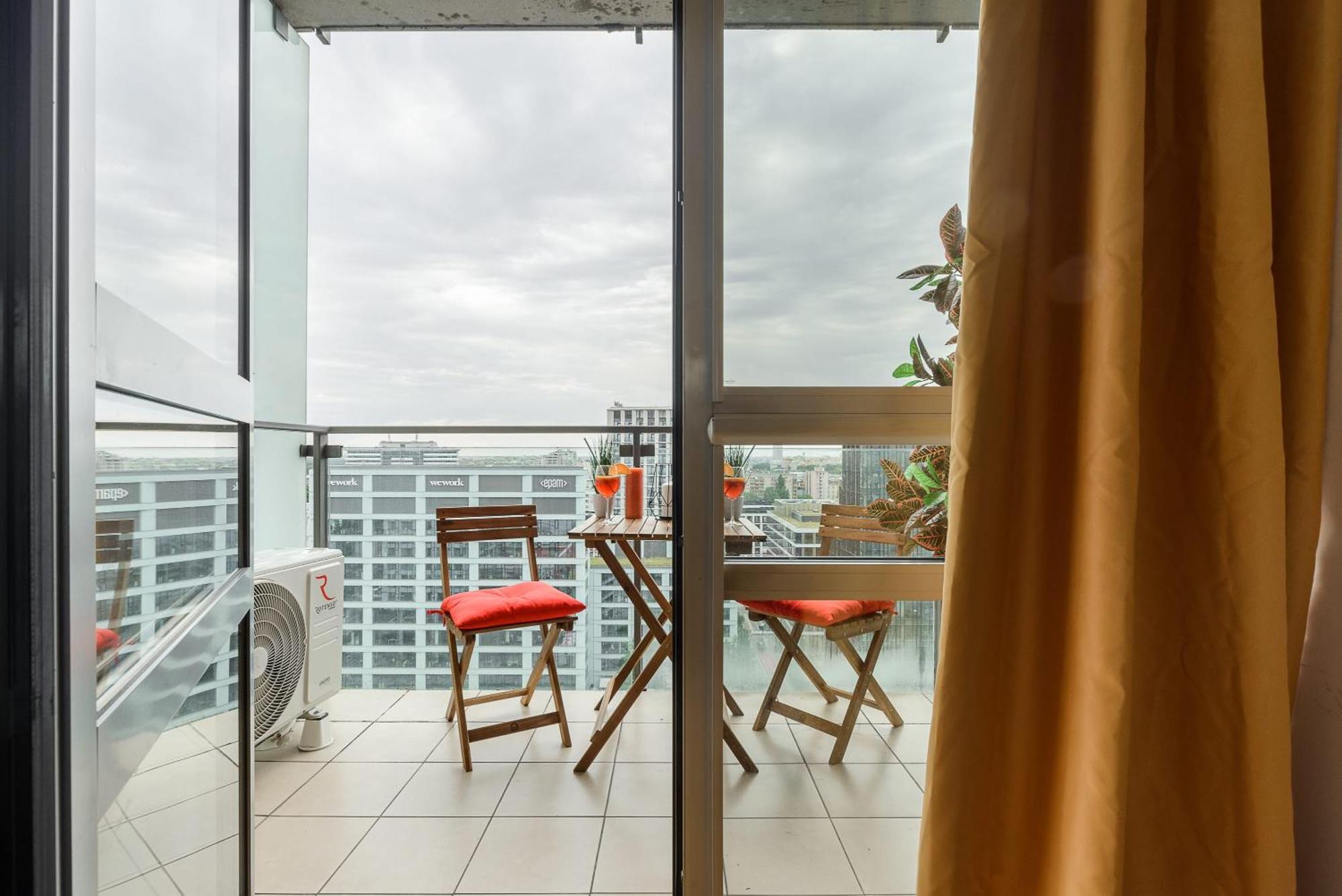 Lumina Apart With Balcony Platinum Tower ワルシャワ エクステリア 写真